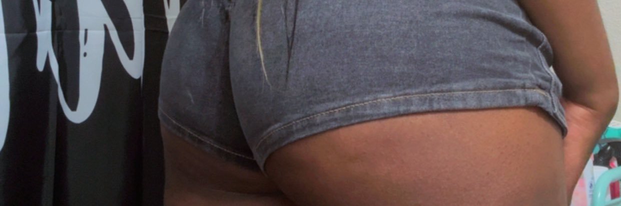 Pretty_EshaE's profile banner image
