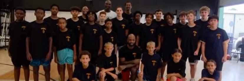 University of 8®️ banner