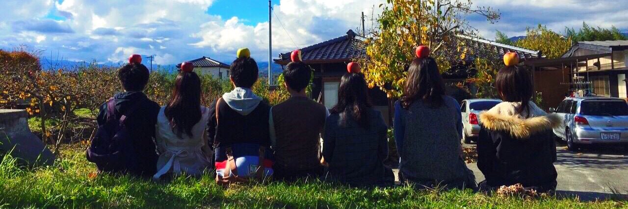 とむ banner