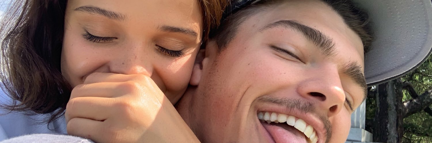 AlyssaEaly's profile banner image