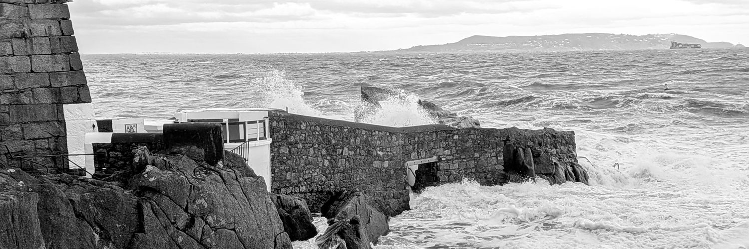 Dr Ciarán Ó Carroll banner
