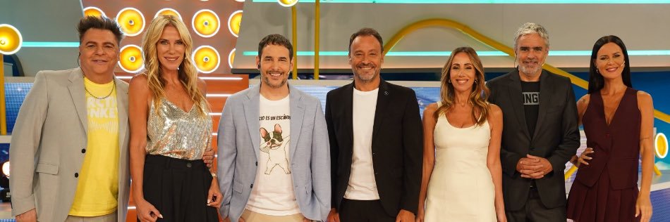 #Intrusos 👀 banner