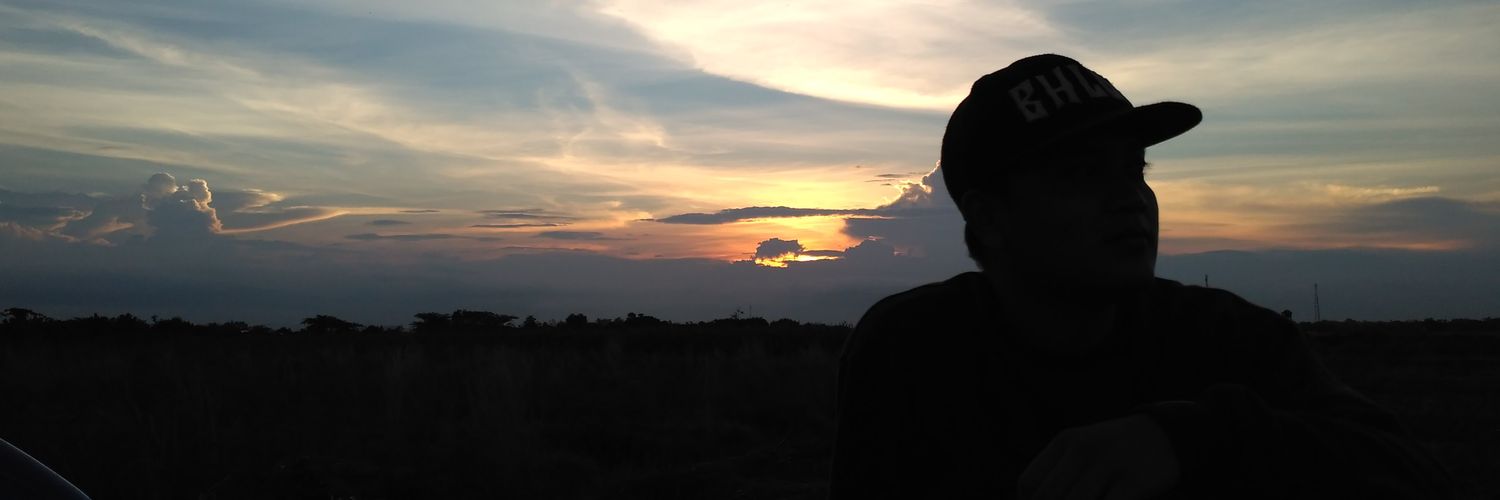 Ms_penjoL's profile banner image