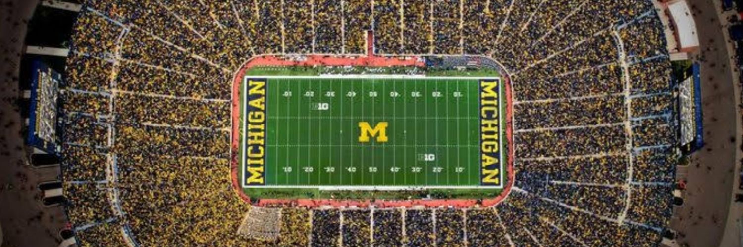 G_wards22's profile banner image