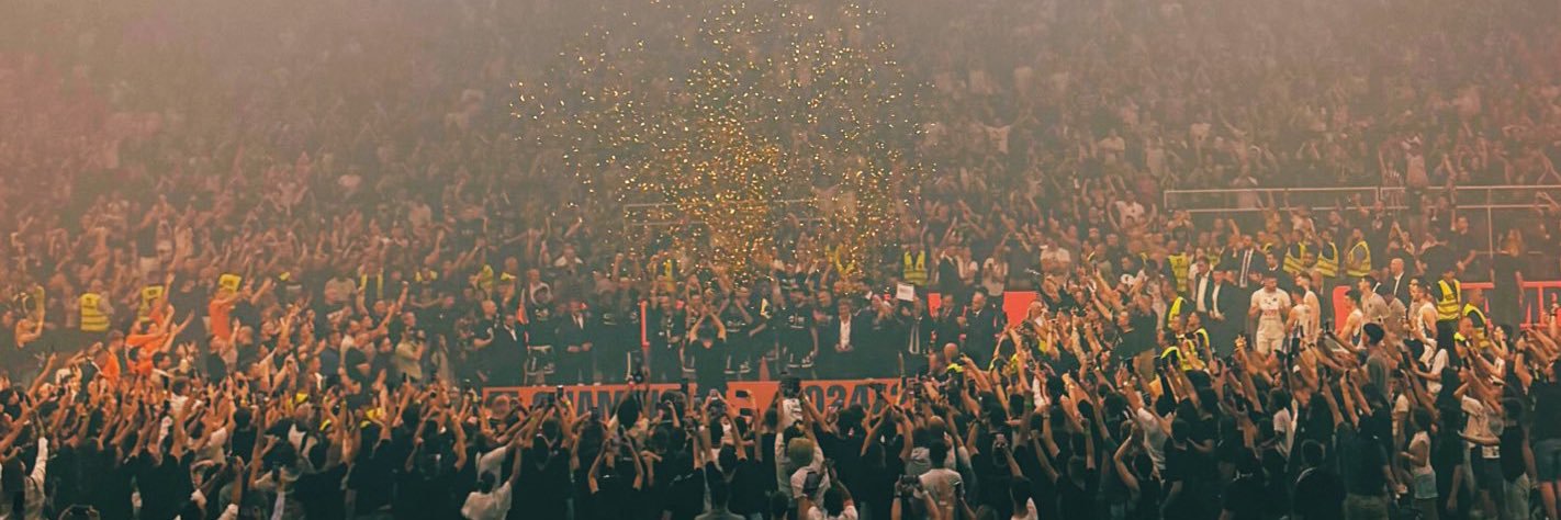 маја 🦩 banner