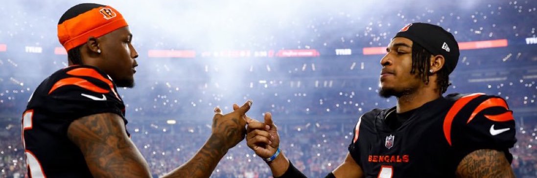 Chris ✟'s banner