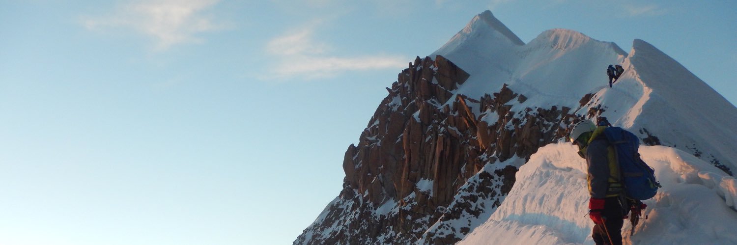 earanar's profile banner image