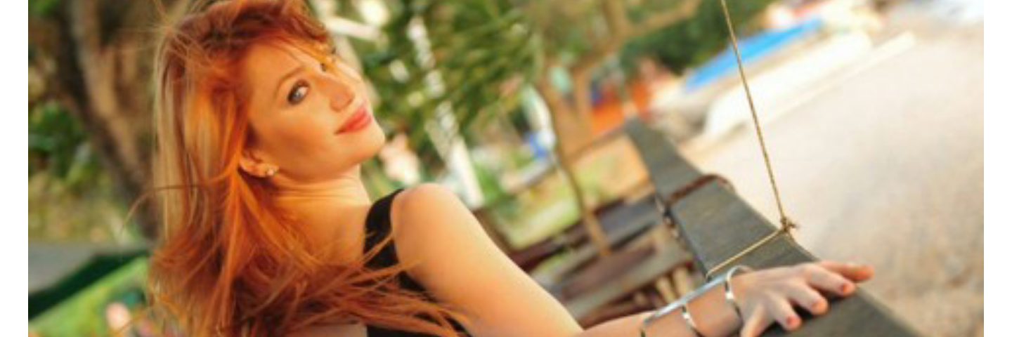 GabrielaPetry's profile banner image