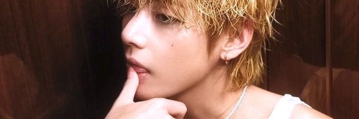 is_issssss's profile banner image