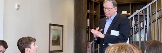 Qualitative Tightening banner