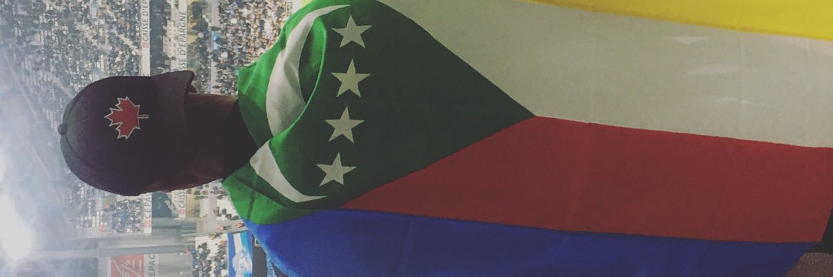 Comollocoo's profile banner image