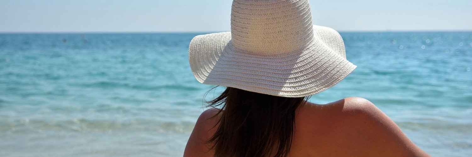 Emma1628123's profile banner image