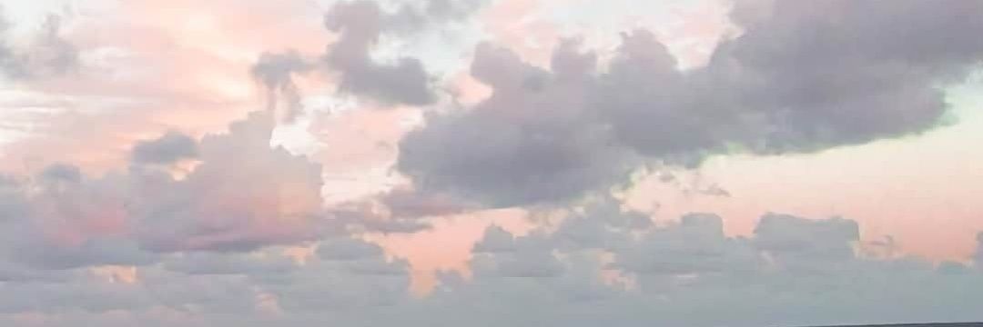 juliagigle's profile banner image