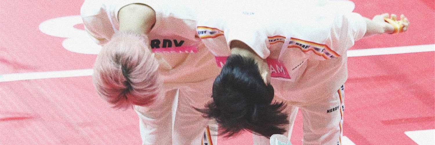 GifTKz's profile banner image
