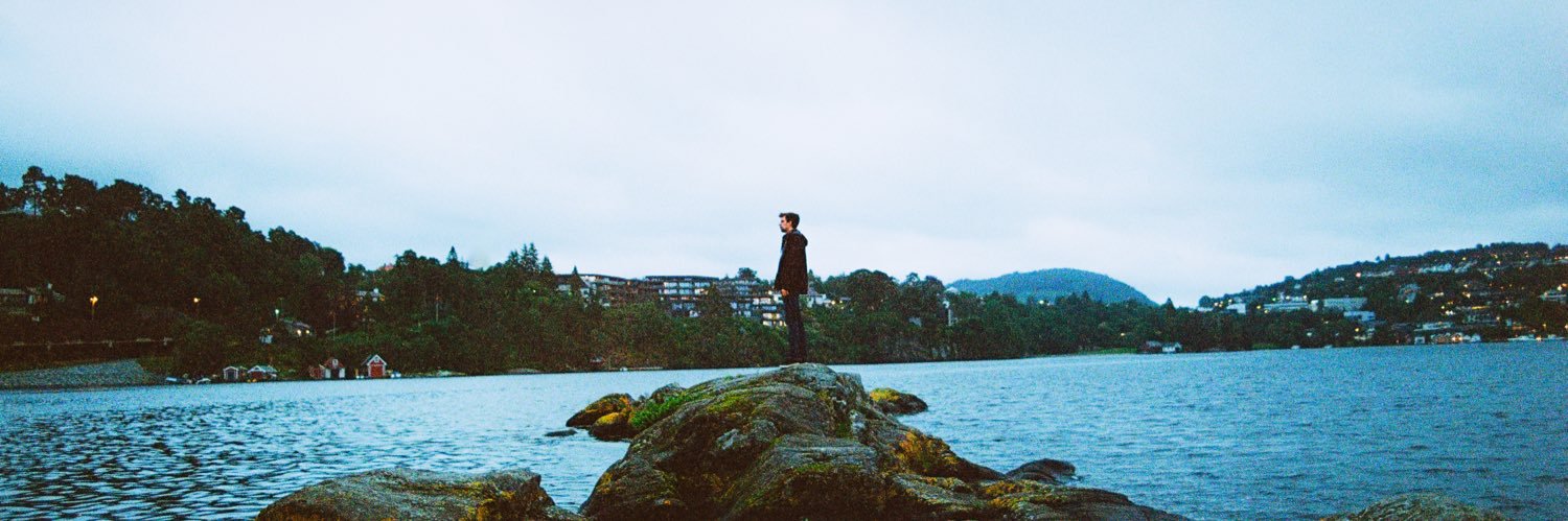 picscaptured's profile banner image