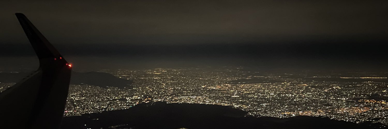 junniedoit's profile banner image