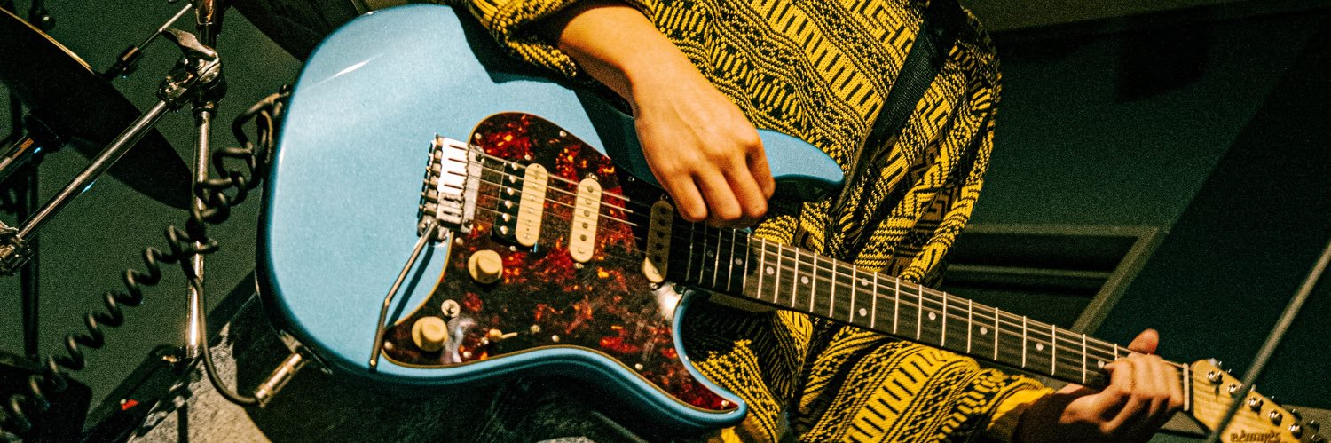 ミタニタクミ/ BISCADE banner