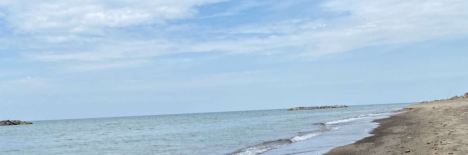 rileykeff's profile banner image