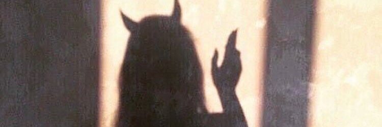 JuliallAy's profile banner image