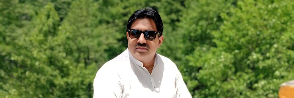 lati_abdullah's profile banner image