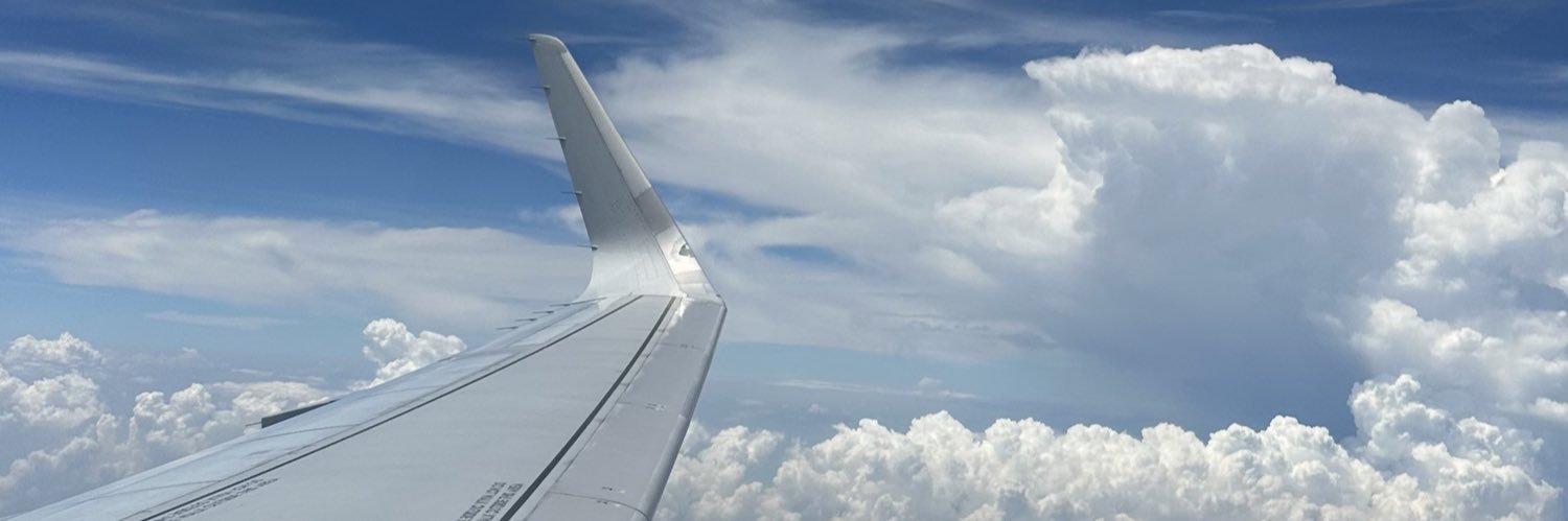 AyuFadanrangi's profile banner image
