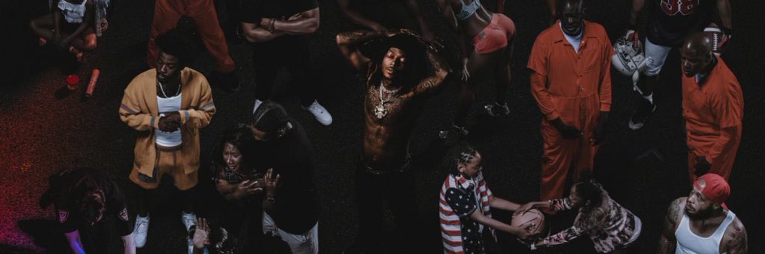 stuns banner