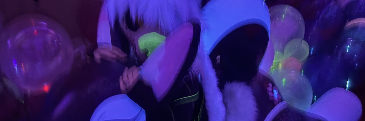 Yeenteeeth banner