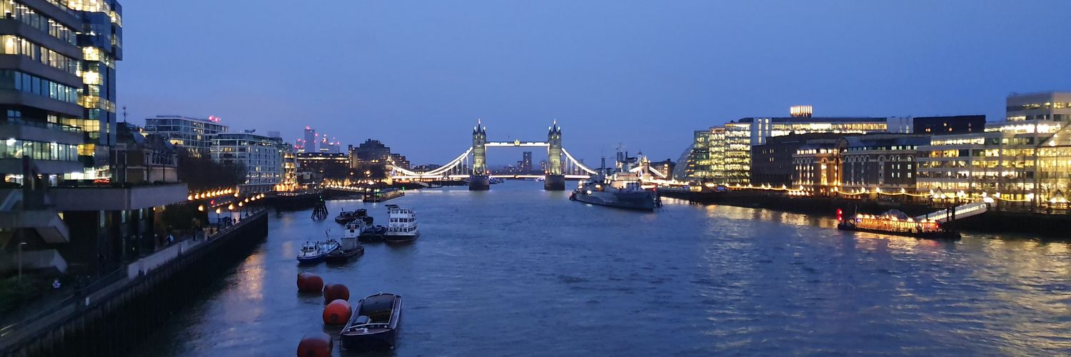 gaby_rand's profile banner image
