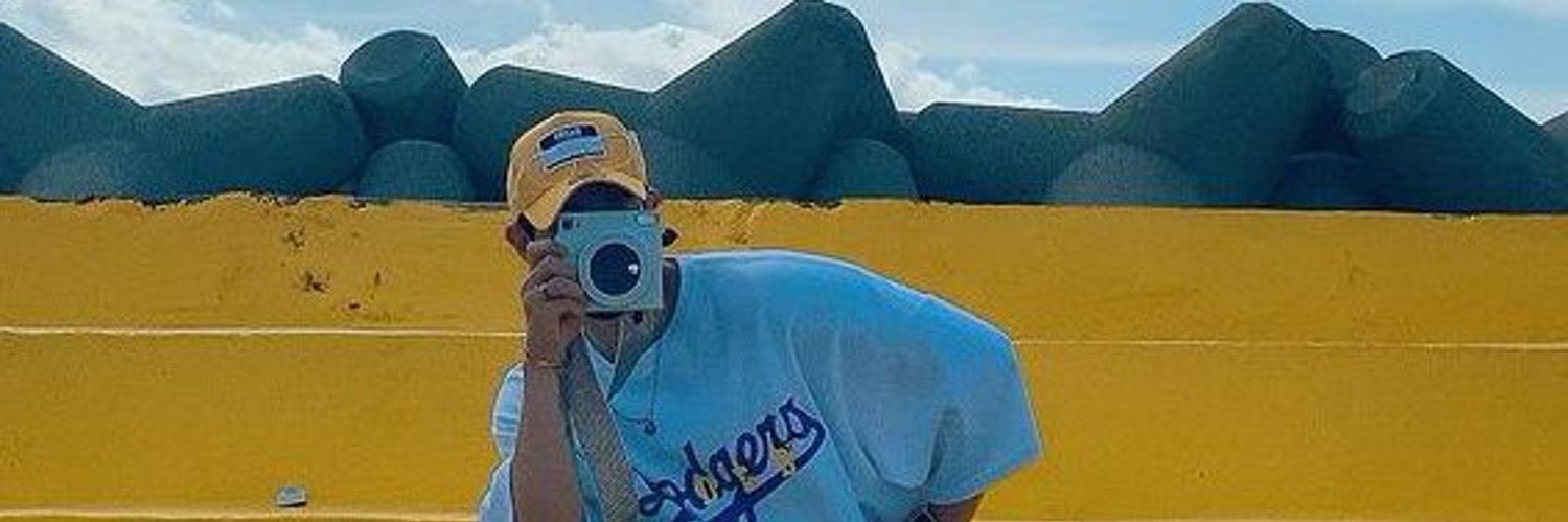 yr080808's profile banner image