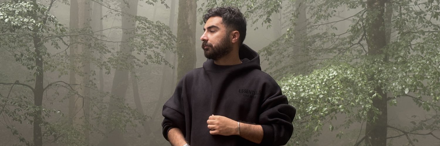 naghz13's profile banner image