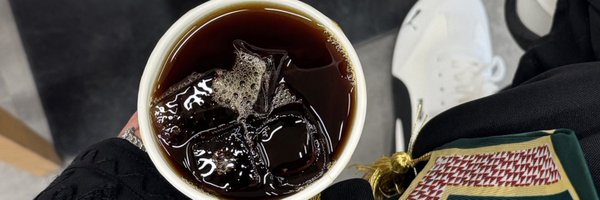 e6urt_ Profile Banner