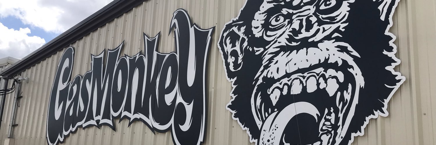 lestherCL's profile banner image