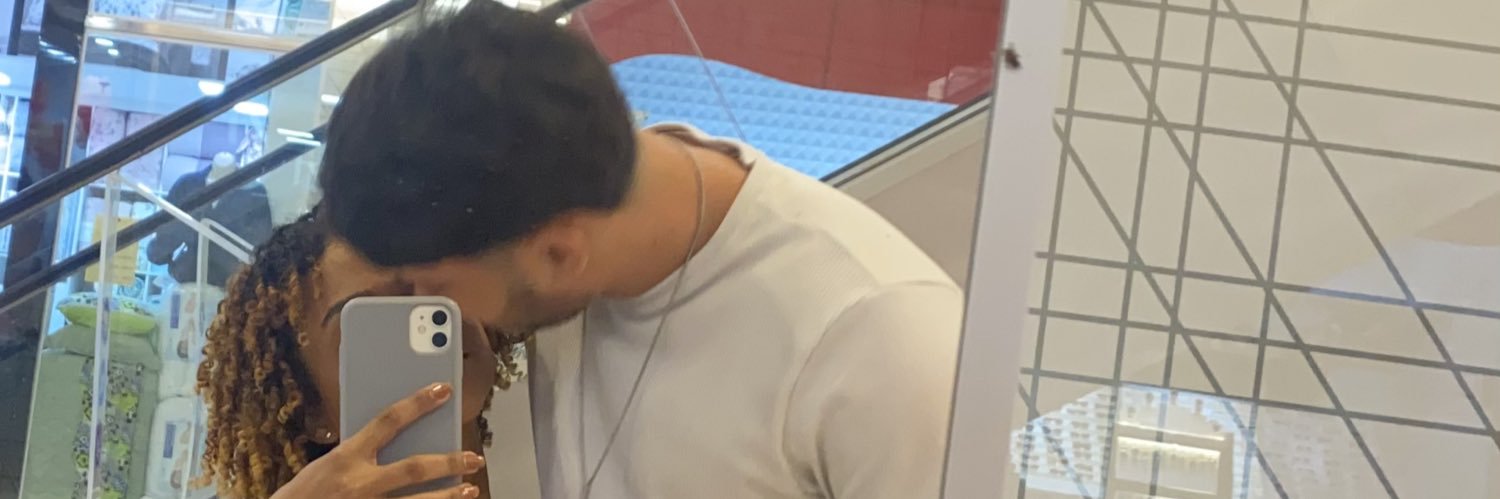 umapretav's profile banner image