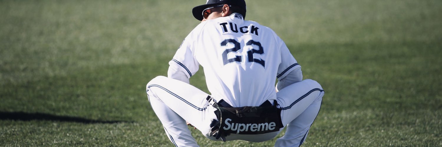 averytuck24's profile banner image