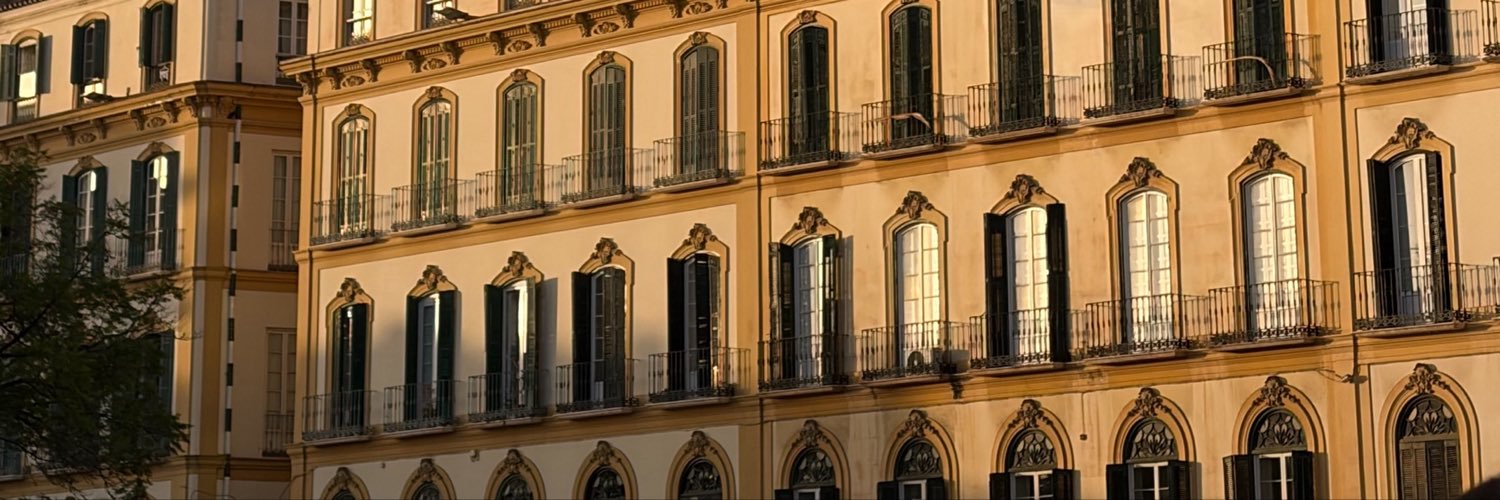 lintru5's profile banner image