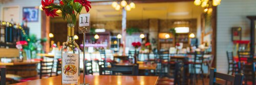 Cardinal Hollow Winery banner