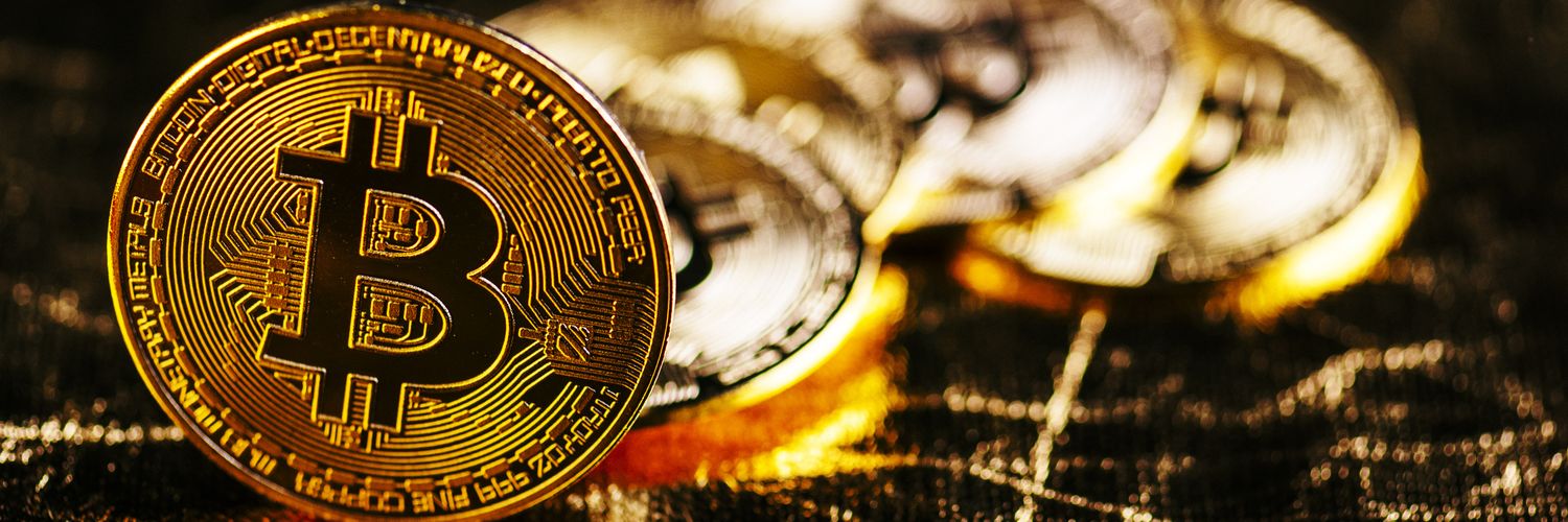 Tahir Naqqash 🔺 banner