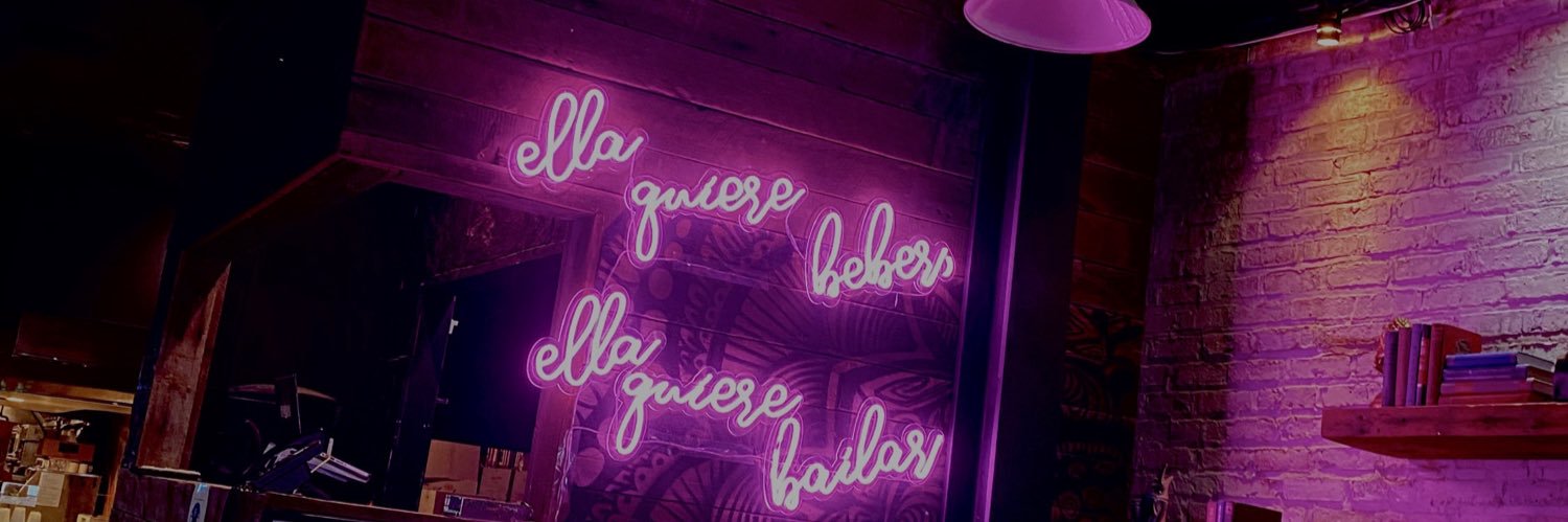 LizzBarnes2's profile banner image