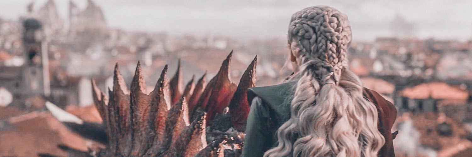 issandragee's profile banner image