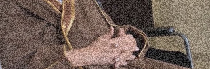 مُ banner