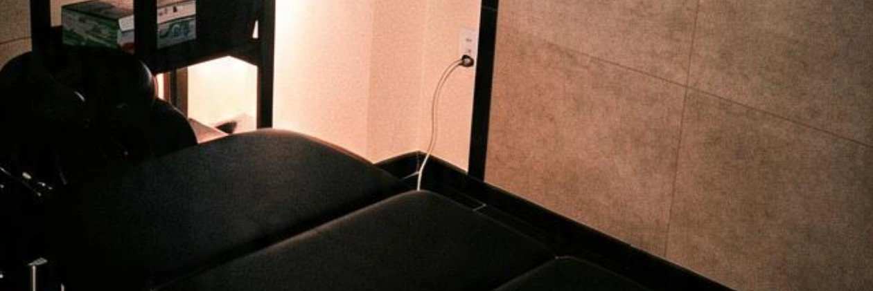 Ana__Leone's profile banner image