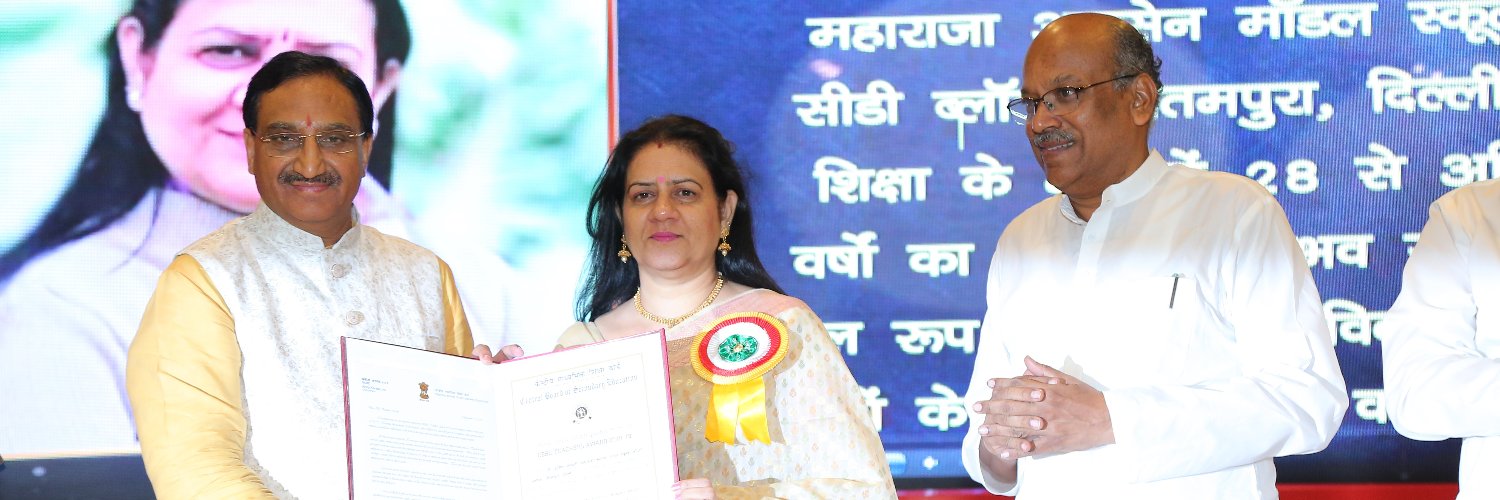 pratibhakohli's profile banner image