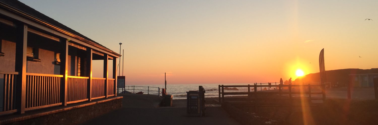 Clare Leeds 💙 banner