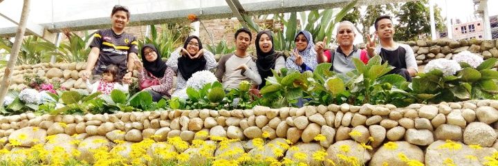 Nadea_Azhar's profile banner image