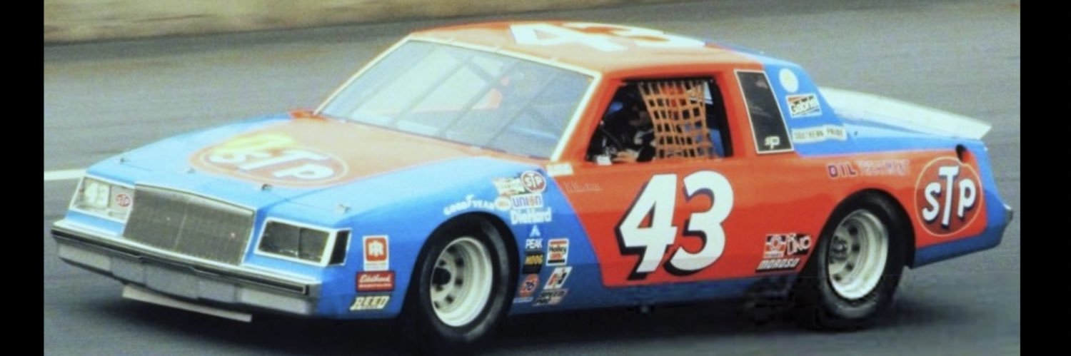 emeador's profile banner image