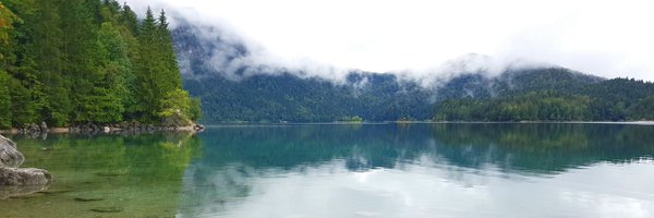 FarnoushRJ Profile Banner