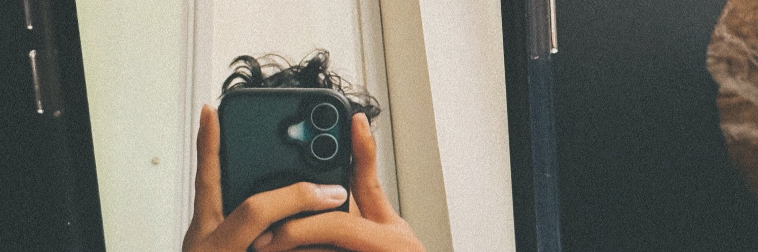 hempaxs's profile banner image