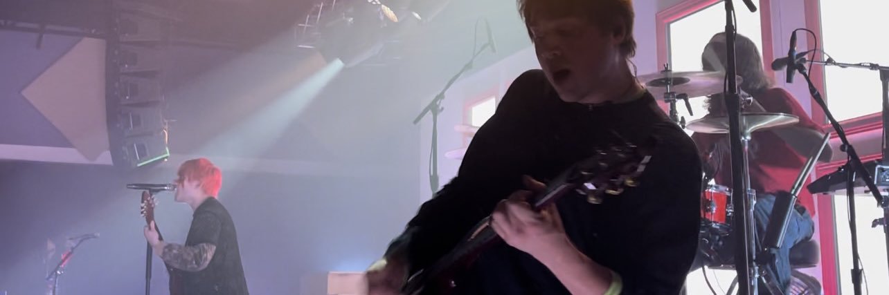 ash (live from new york) banner