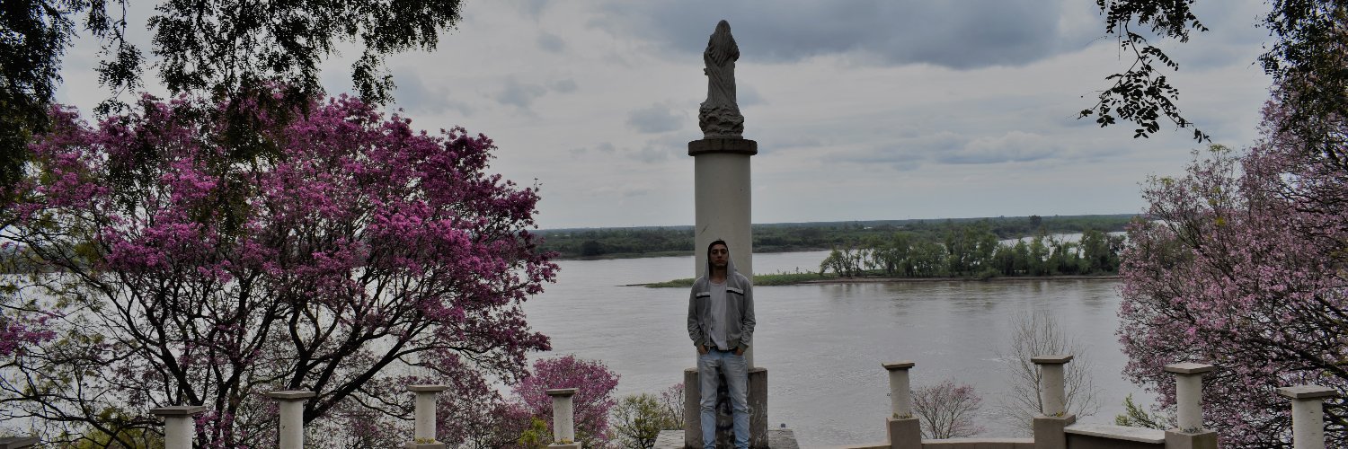 ivankebenitez's profile banner image