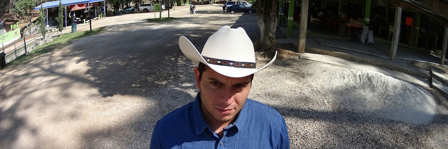 ricky_interian's profile banner image